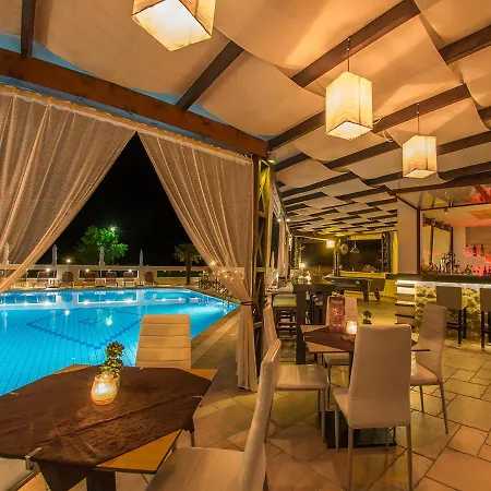 Apartmanhotel Corfu Palmar 3*