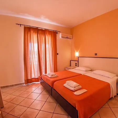 Apartmanhotel Corfu Palmar 3*